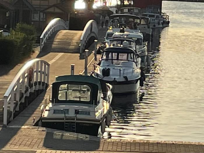 2-hour Potsdam Palaces Tour by Water for 4 People