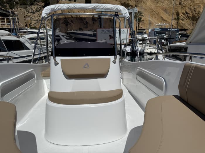 A day in Altea: Enjoy 8 hours of discovery on a motorboat