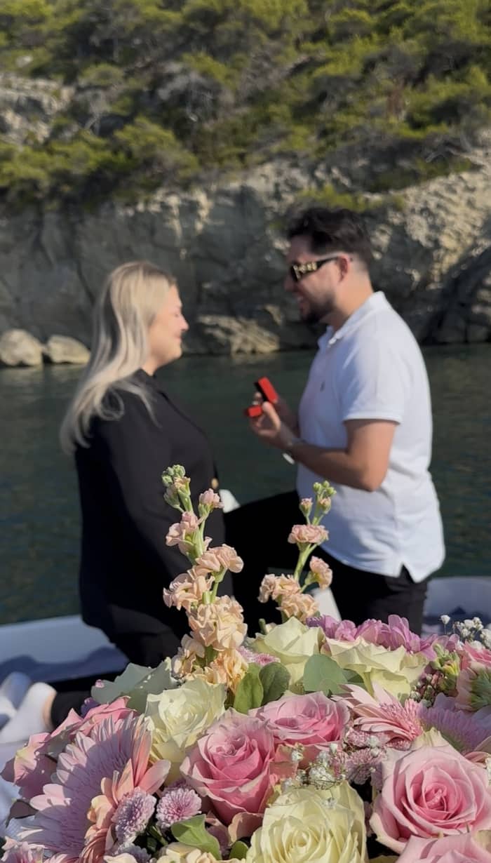 💍 ᴘʀɪᴠᴀᴛᴇ ʙᴏᴀᴛ ᴍᴀʀʀɪᴀɢᴇ ᴘʀᴏᴘᴏꜱᴀʟ (𝟤ʜᴏᴜʀꜱ) ꜰʀᴇɴᴄʜ ᴀɴᴅ ɪᴛᴀʟɪᴀ ʀɪᴠɪᴇʀᴀ