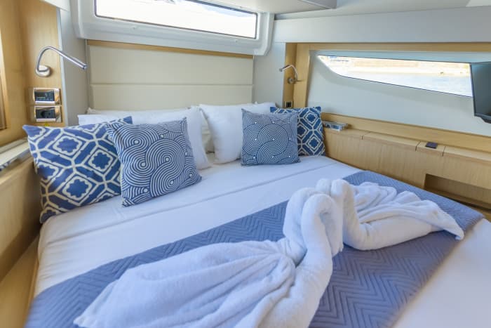 Sophistication at sea: Discover Corfu on a luxury motor yacht
