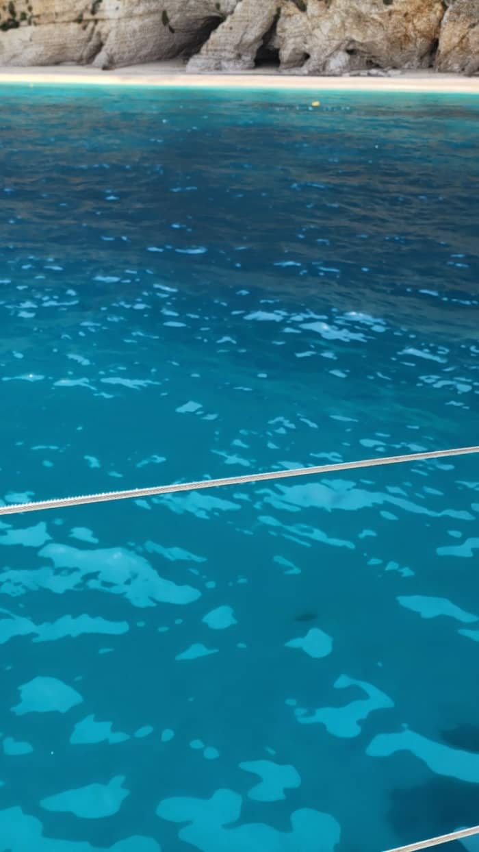 Escursione privata in barca a vela di 9 ore su Asos