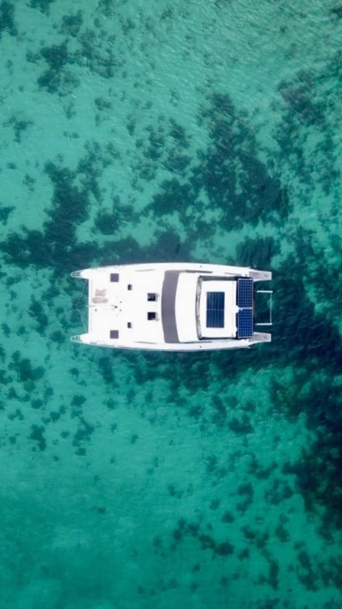 Entdecken Sie Nouméa auf einer halbtägigen Motorbootfahrt