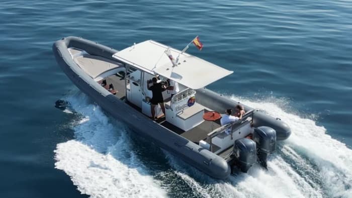 Jouw dag in Valencia: huur een motorboot voor een dag vol ontdekkingen.