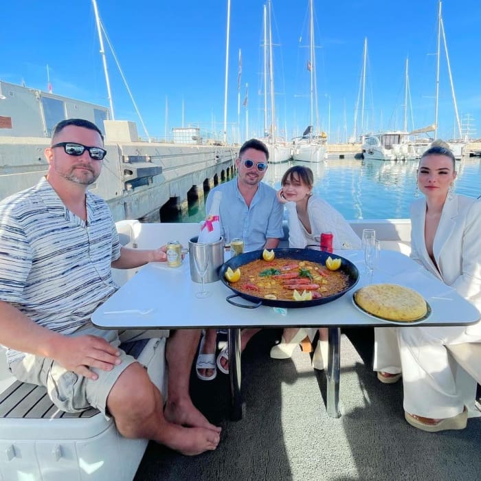 Jouw dag in Valencia: huur een motorboot voor een dag vol ontdekkingen.