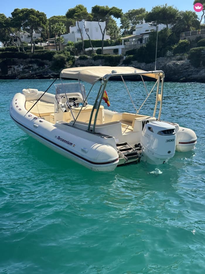 Cala d’Or Boat Tour – 4-Hour Coastal Escape