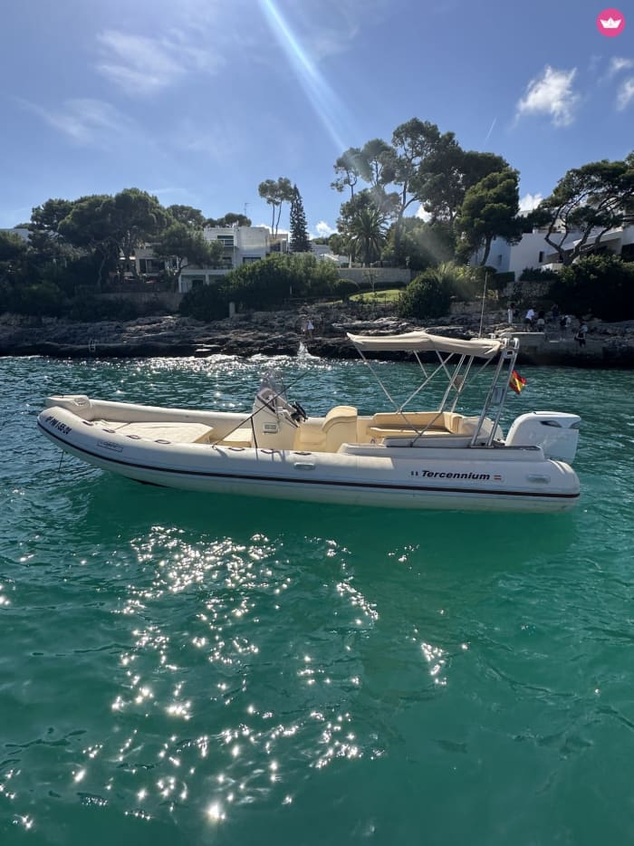 Cala d’Or Boat Tour – 4-Hour Coastal Escape