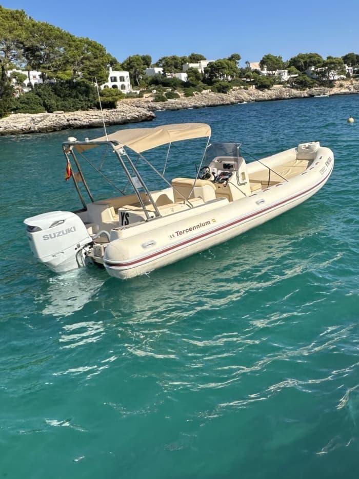 Cala d’Or Boat Tour – 4-Hour Coastal Escape