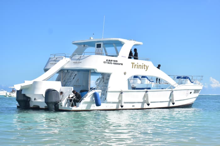 Punta Cana Grand Indulgence: 6-Hour VIP Marine Expedition with Private Chef