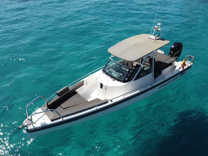 Boottocht langs de baaien van Mallorca · 4 uur all-inclusive | Axopar 28 met schipper, eten, drinken, paddleboarden en snorkelen