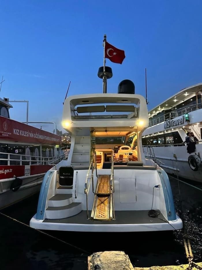 Istanbul bij zonsondergang – Crociera sul Bosphorus con Drink