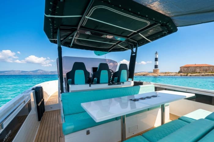 D32 Dandy II All inclusive, fuel, skipper, Sail to Formentera Illetas with a fixed price and without worries.