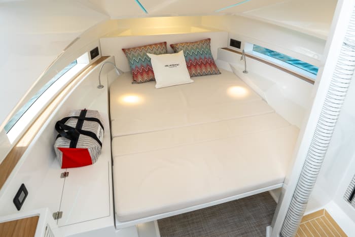 D32 Dandy II All inclusive, fuel, skipper, Sail to Formentera Illetas with a fixed price and without worries.
