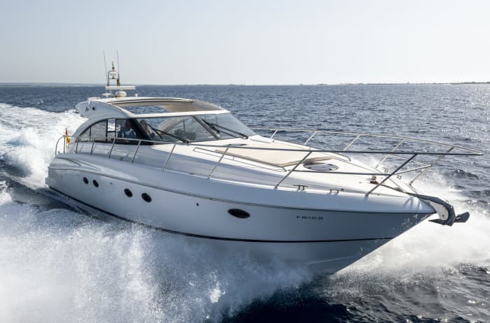 Tandem, all inclusive fuel, VAT, Skippers x2, Princess V53 Zodiac+ Sea hawk 800