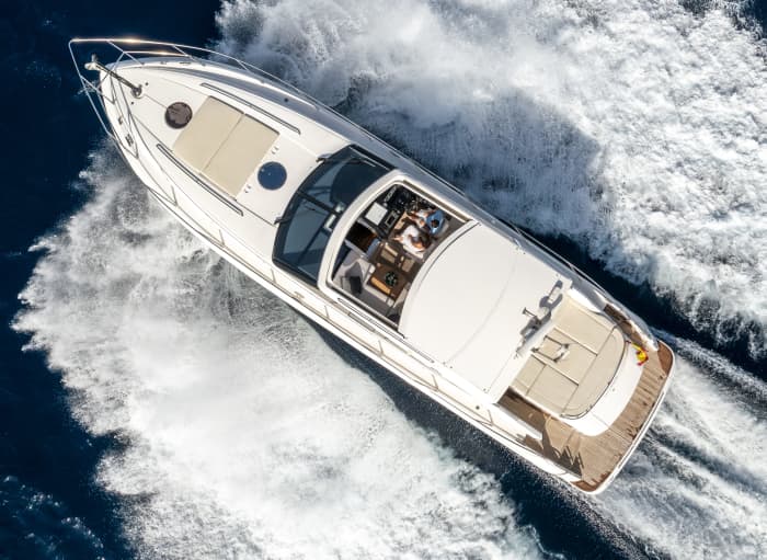 Tandem, all inclusive fuel, VAT, Skippers x2, Princess V53 Zodiac+ Sea hawk 800