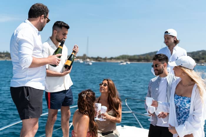 4 heures pour explorer Saint-Tropez en bateau à moteur