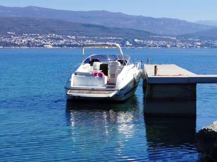 Une journée à Crikvenica, Opatija, Krk, sur un bateau à moteur
