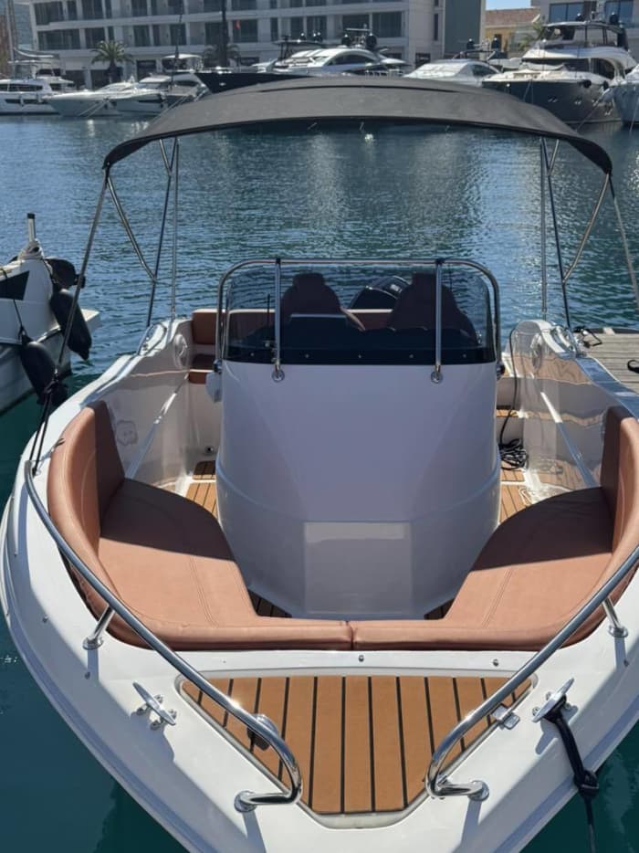 Private boat trip around Herceg Novi on a motorboat
