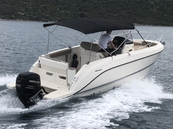 Full-Day Adriatic Boat Experience to Blue Lagoon & Šolta