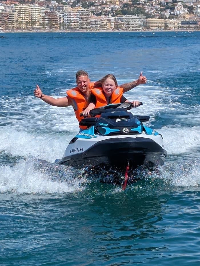 Meer, Geschwindigkeit & Sonne: 30-minütiger Jetski-Spaß in Fuengirola