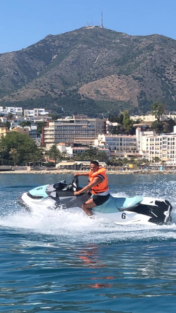 Wellenreiten: 1 Stunde Jetski-Abenteuer in Fuengirola