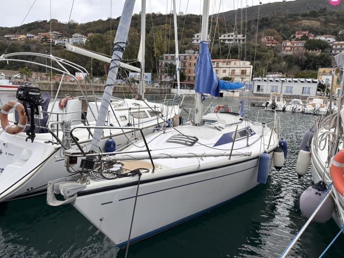 Half Day: Sailing between Waves and Myths: Tropea and Capo Vaticano