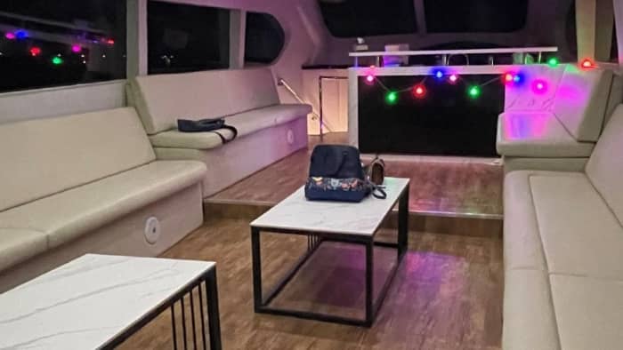 A bespoke Dubai voyage: Full day of magic on a motor yacht