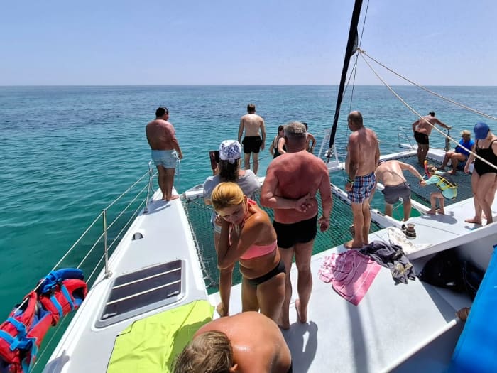 3 uur durende catamaranrondvaart over de Middellandse Zee