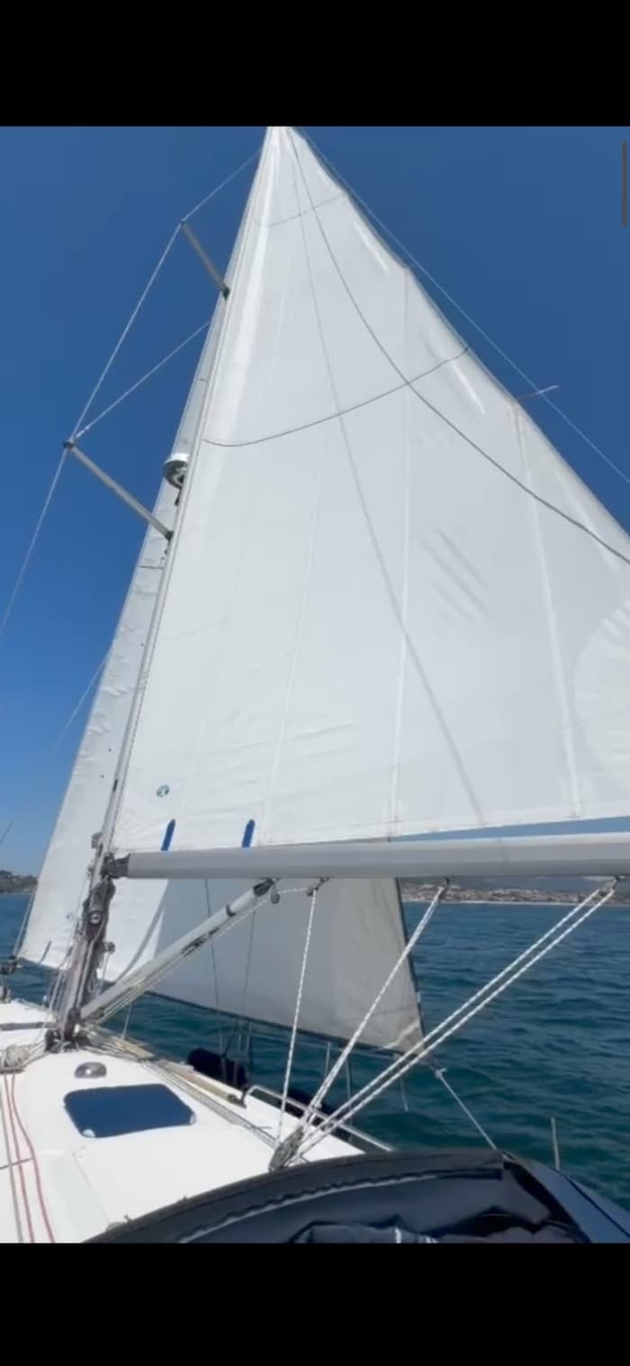 Heldags seglingsupplevelse på en segelbåt i Baiona