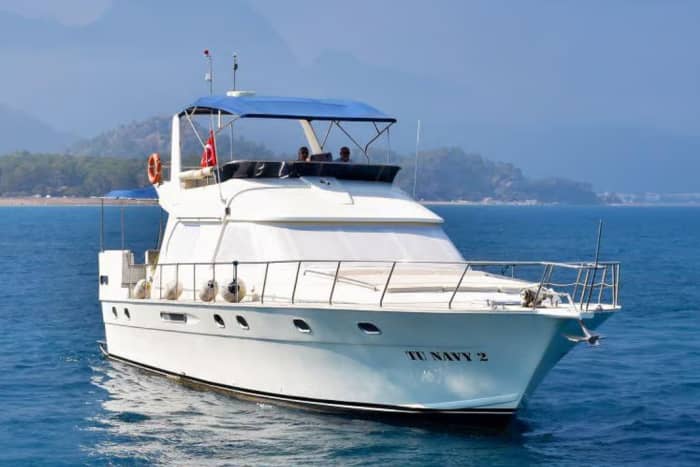 Antalya: Private Yacht Tour with 3 Swim Stops and a Meal