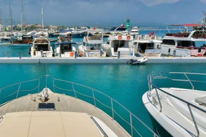 Antalya: Private Yacht Tour with 3 Swim Stops and a Meal