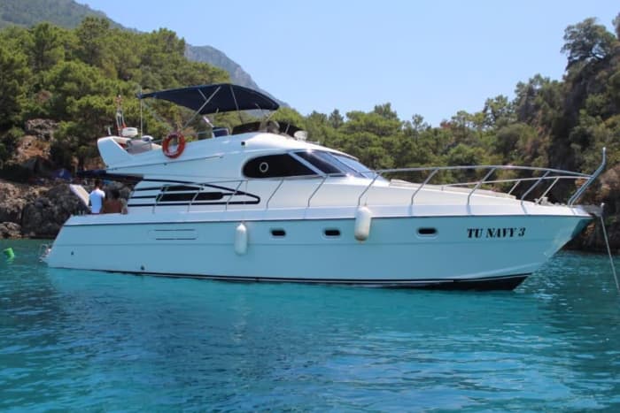 Antalya: Private Yacht Tour with 3 Swim Stops and a Meal