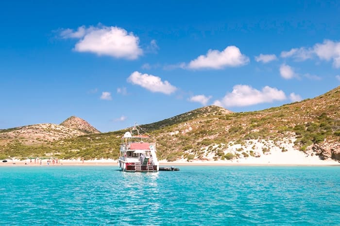 Antiparos, Panteronisi et Despotiko | Expérience privée d'une journée en yacht