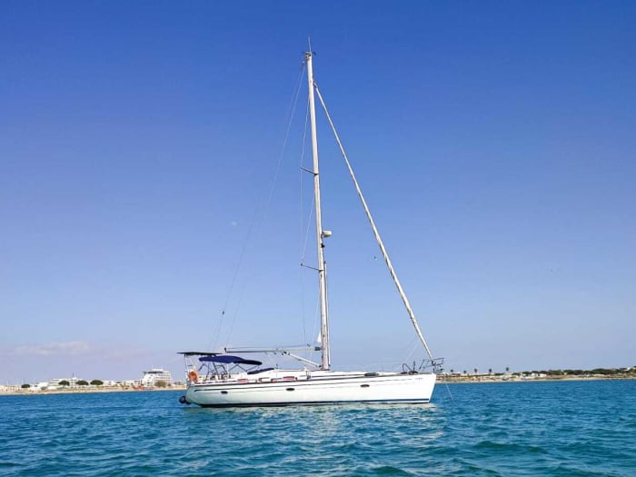 Geniet van een hele dag zeilen in Le Grau-du-Roi op een zeilboot.