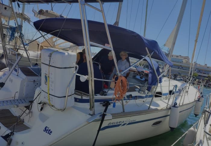 Geniet van een hele dag zeilen in Le Grau-du-Roi op een zeilboot.