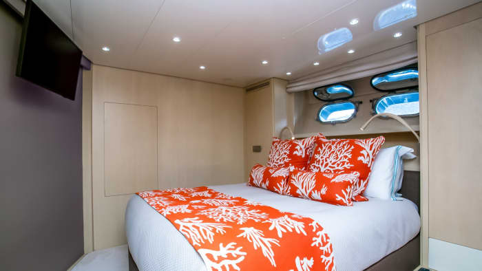 Rhenia, Delos & Mykonos Southern Coast | Private Full-Day Yacht Experience