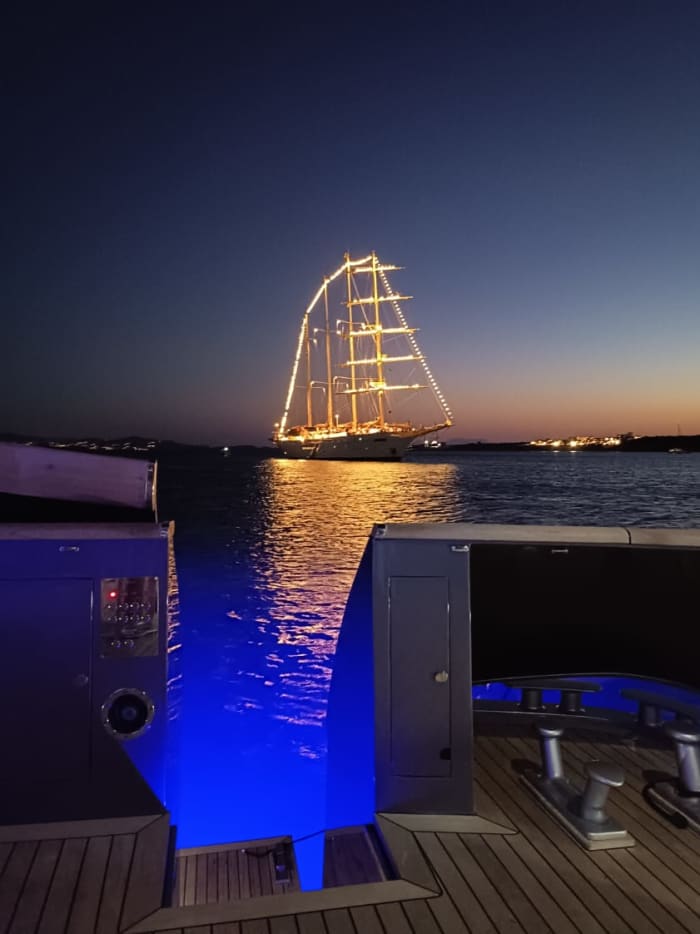 Rhenia, Delos & Mykonos Southern Coast | Private Full-Day Yacht Experience