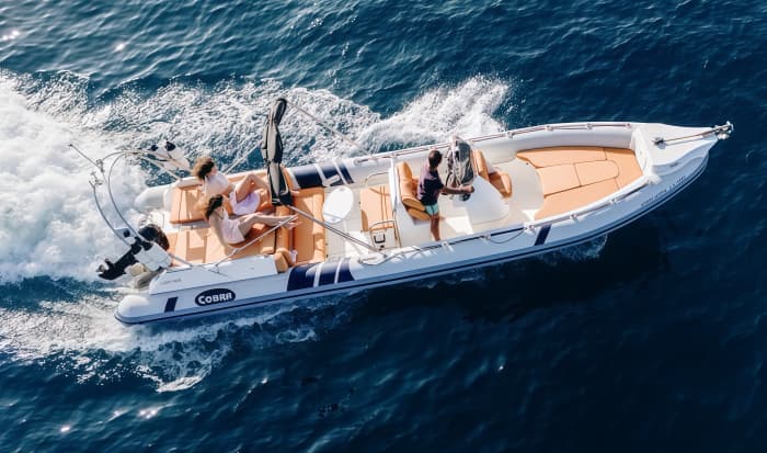 Balos & Gramvousa: Private 4h Boat Tour from Kissamos Port - VIP Boat.