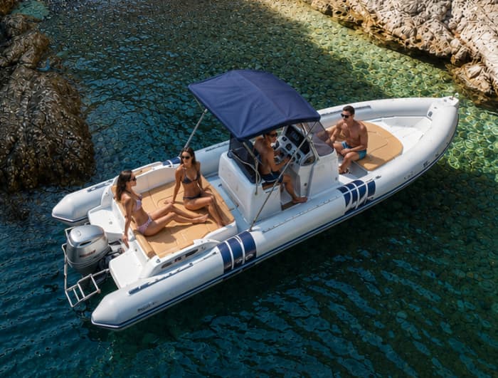 Menies Beach: 6h Private Boat Trip to Secret Bays from Kissamos Port.