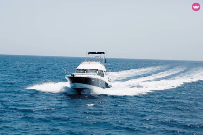 A bespoke Chalkidiki voyage: Full day of magic on a motor yacht