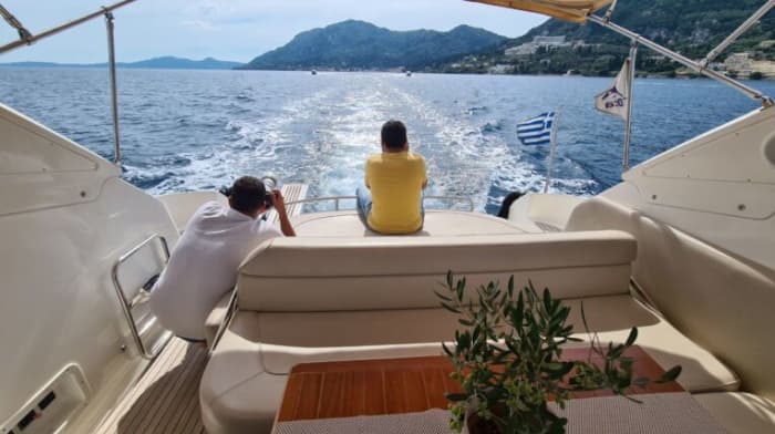 Aventure de 8 heures en voilier vers Paxos et Antipaxos