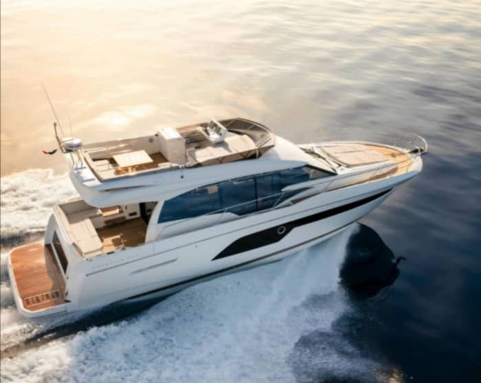 Erlebe dein eigenes Seeabenteuer: Ein magischer Tag an Bord der Prestige 520 Fly F-Line