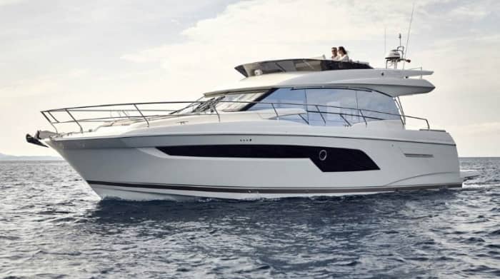 Erlebe dein eigenes Seeabenteuer: Ein magischer Tag an Bord der Prestige 520 Fly F-Line