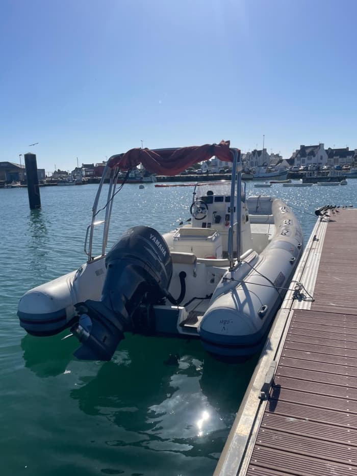 Make every moment count: A full day of sun around Plobannalec-Lesconil on a motorboat