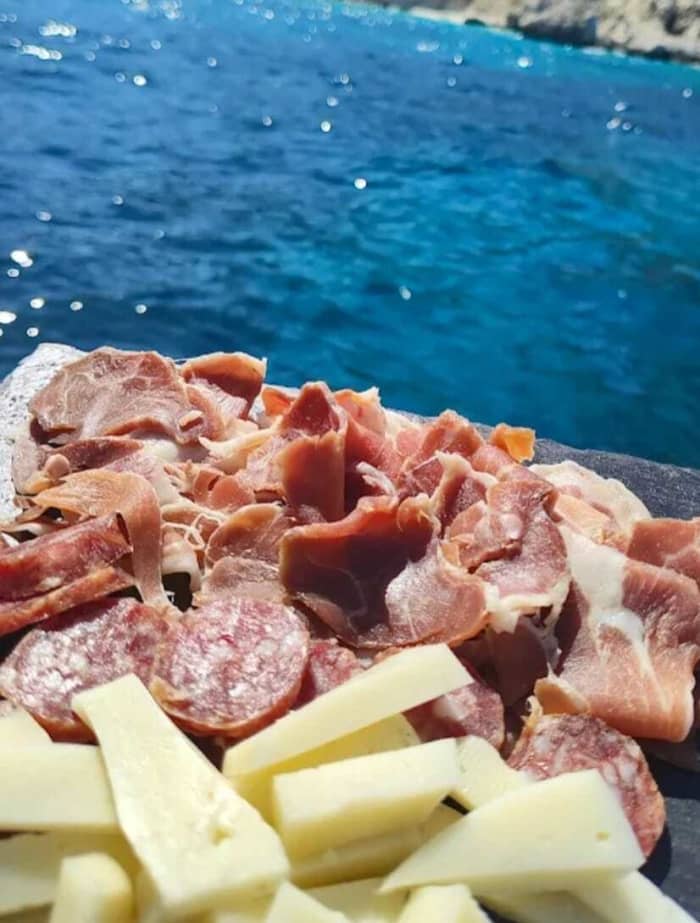 Cagliaris kustnära pärlor: Sella del Diavolo båt- och snorkeltur
