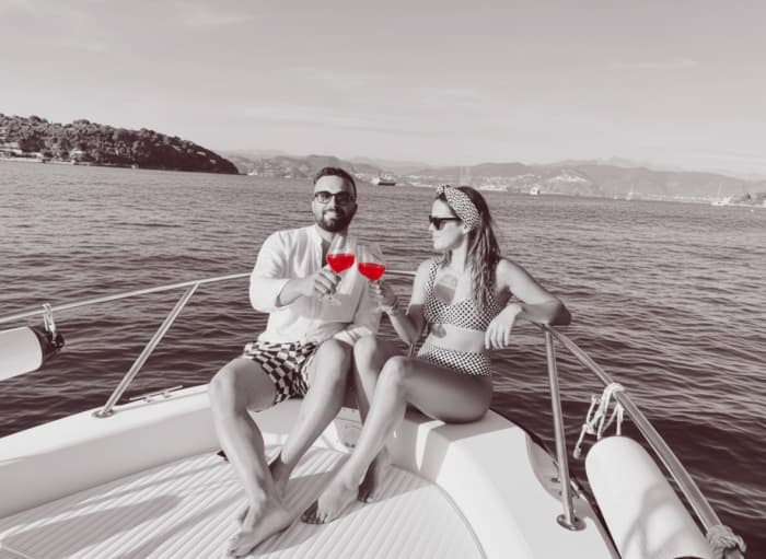 Dolcevita sunset tour - quality Italian aperitif. Gas 150 extra / skipper 150 extra.