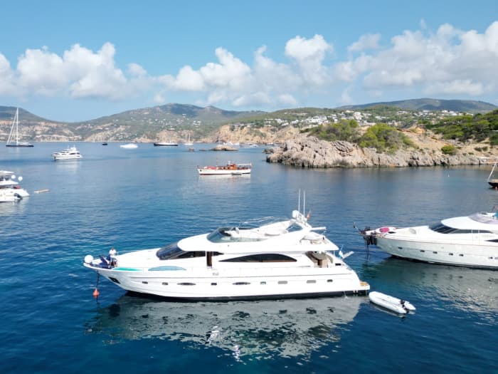 Journée en yacht de luxe à Majorque – Croisière privée de 8 h au départ de Palma
