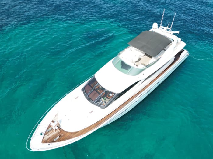 Luxus-Yachttag Ibiza – 8-stündige private Kreuzfahrt nach Formentera & versteckte Buchten