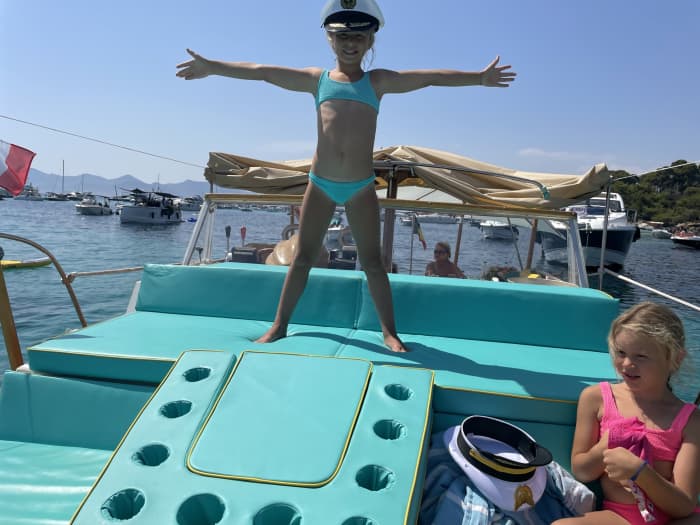 Your private motorboat for a day around Golfe Juan