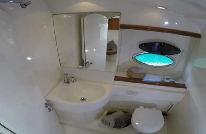 A bespoke Corfu voyage: Full day of magic on a motor yacht
