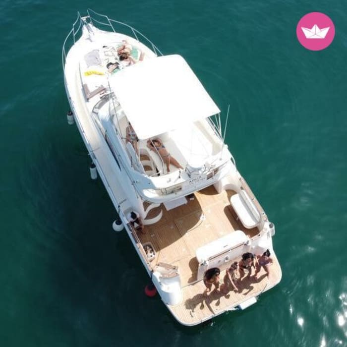 Your perfect day at sea from Puerto Banús: sun, coves, music, relaxation, and dolphin watching.
